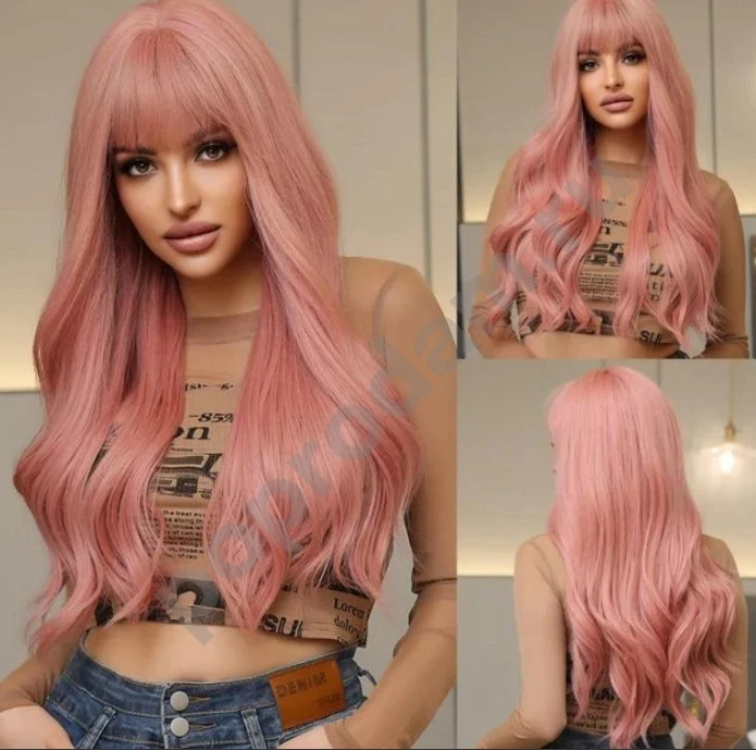 Парик розовый волнистый новый