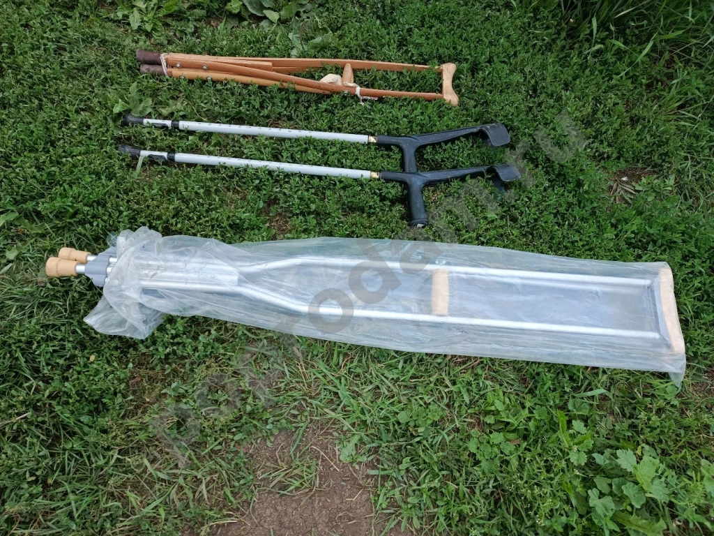 Костыли новые, разные. Взрослые и детские. Подмышечные и локтевые