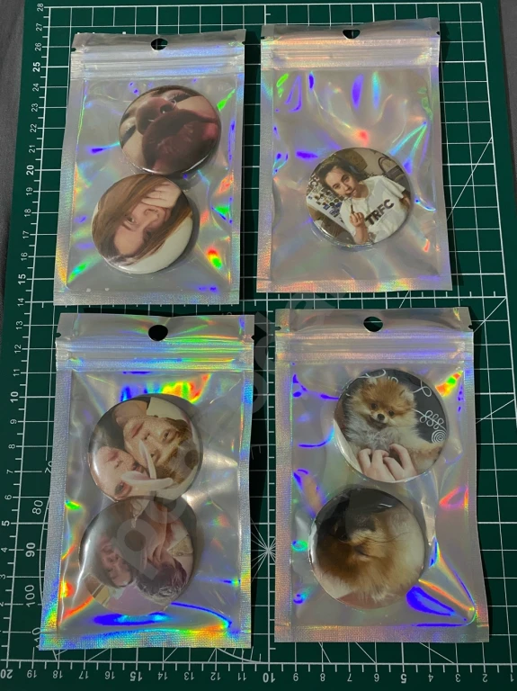 Металлические значки