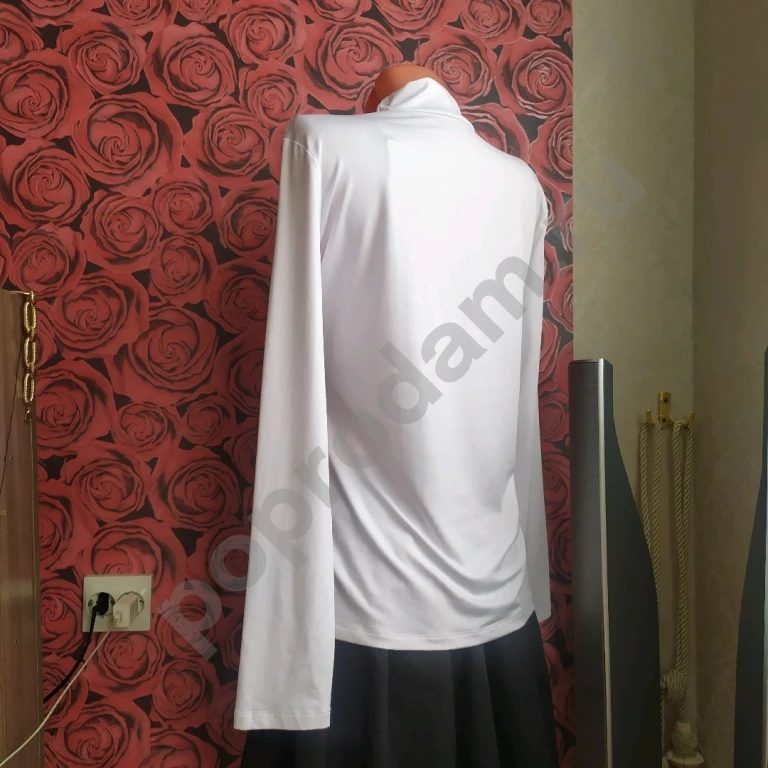 Водолазка белая размер 46 длинный рукав