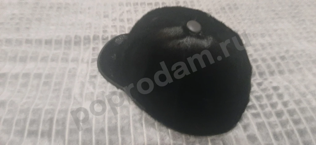 Бейсболка из меха нерпы , зимняя размер 56-57