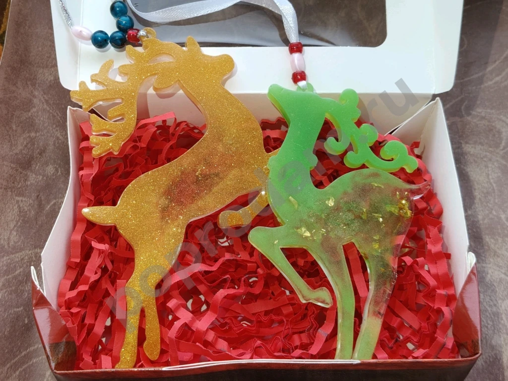 Елочные игрушки