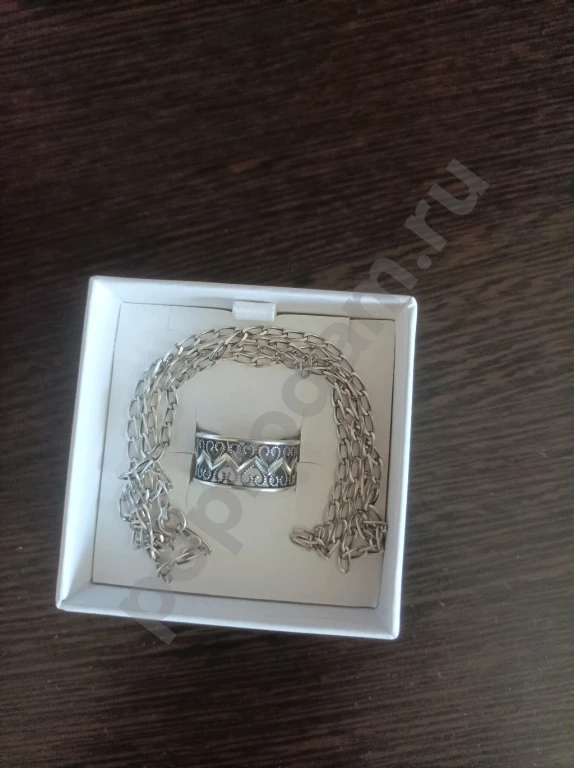 Серебряное кольцо с цепочкой