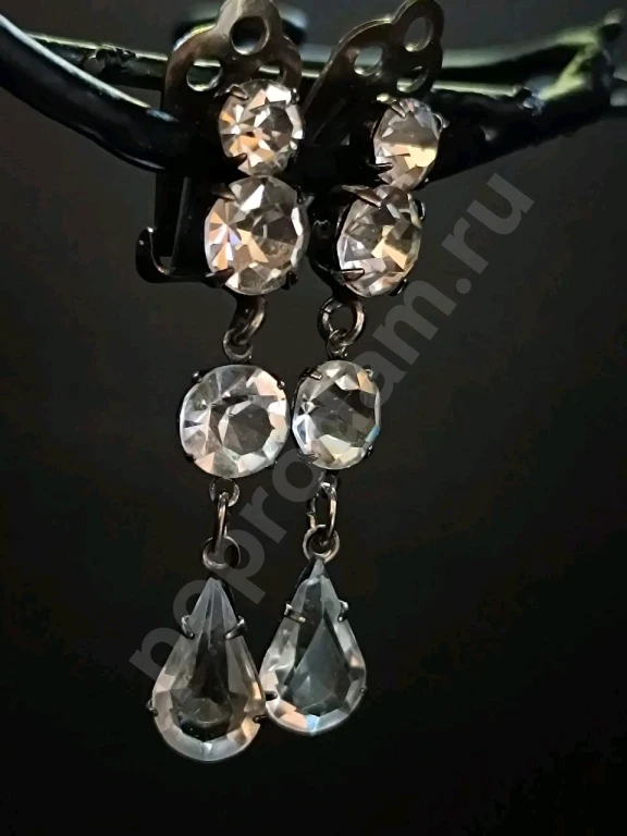 Клипсы. Винтаж. Стекло. Безель.