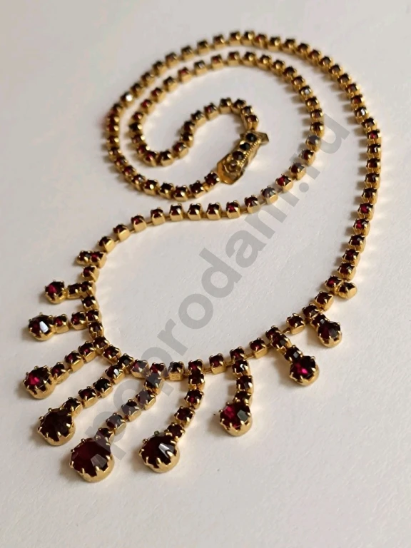 Колье. Чехия. Jablonex. Винтаж. Гранатовое Стекло.