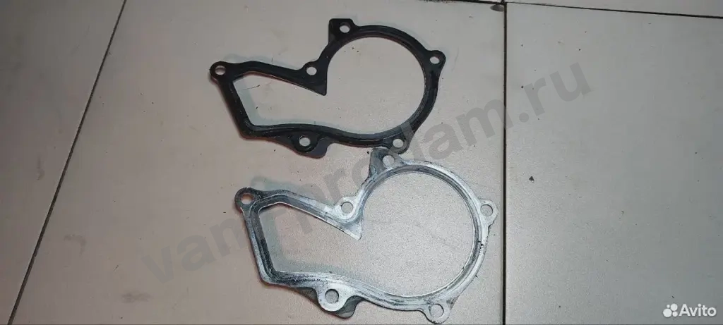 Прокладка помпы
