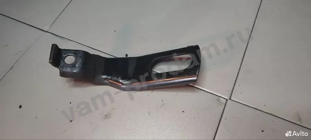 Кронштейн насоса гур