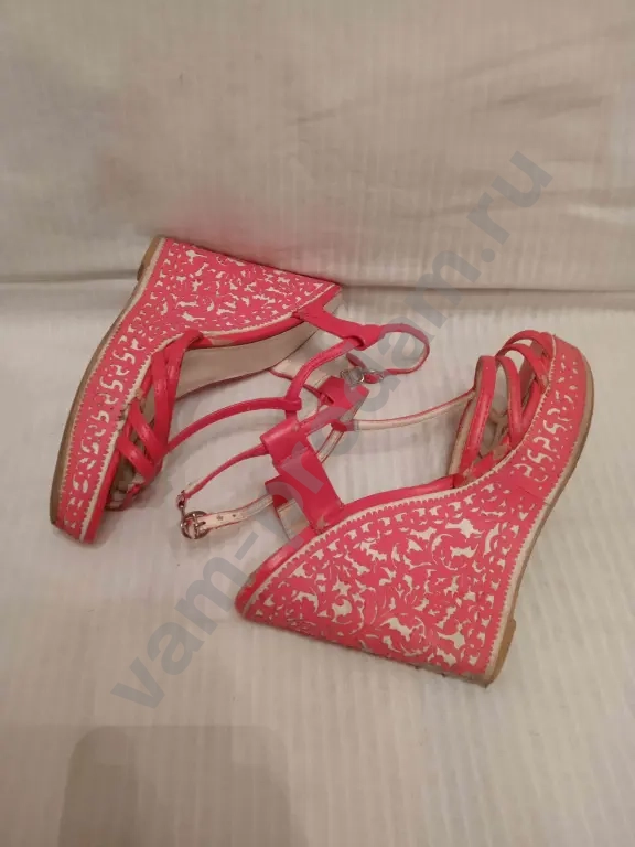 Босоножки женские T.Taccardi (38-38.5)