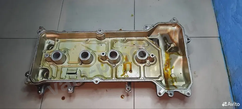 Крышка головки блока цилиндров nissan juke YF15