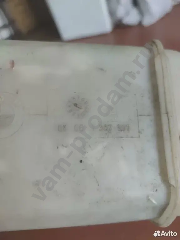 Бачок для омывающей жидкости бмв е28