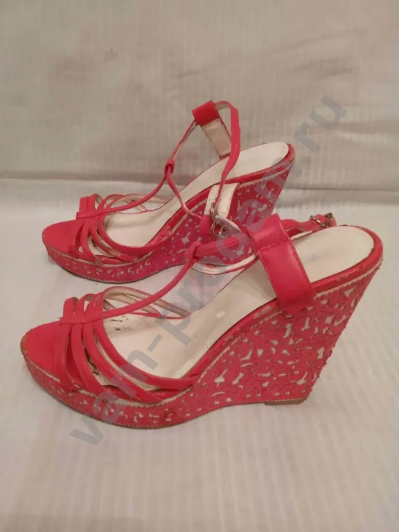 Босоножки женские T.Taccardi (38-38.5)