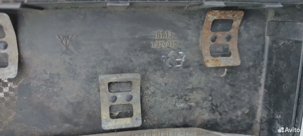 Крышка блока предохранителей для BMW E34