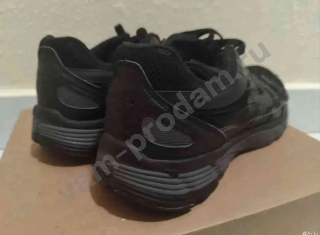 Кроссовки nike черные 30.5 см