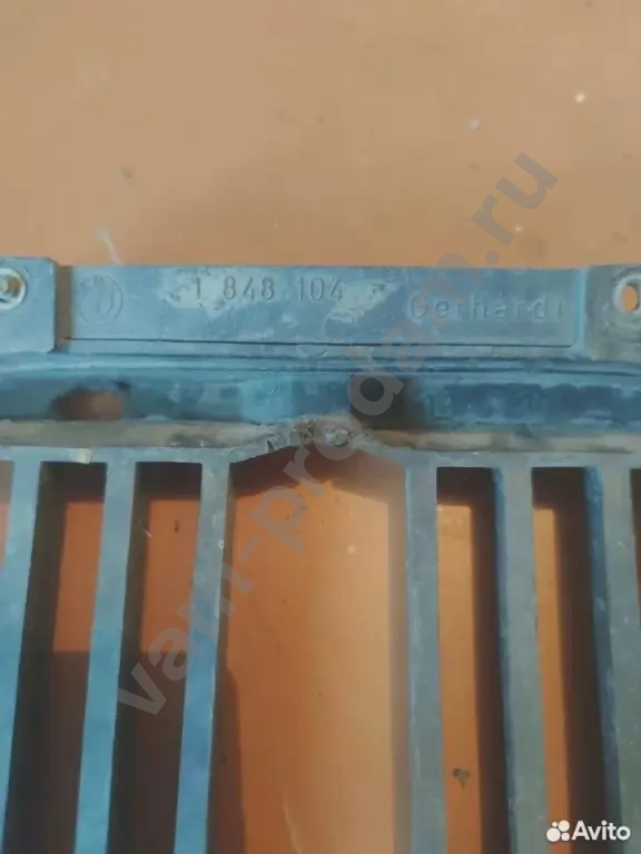 Декоративная решетка центральная ноздри бмв е12