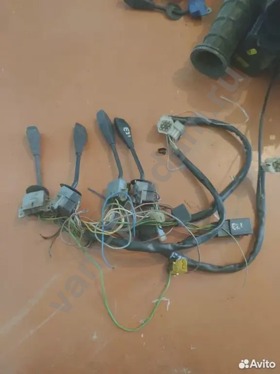 Переключатель поворотов бмв е21