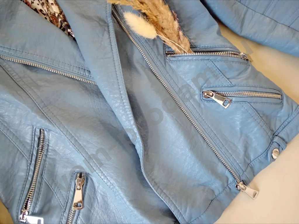 Кожаная куртка женская размер М