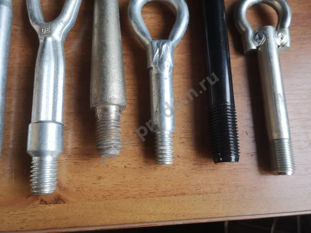 набор инструмента в авто