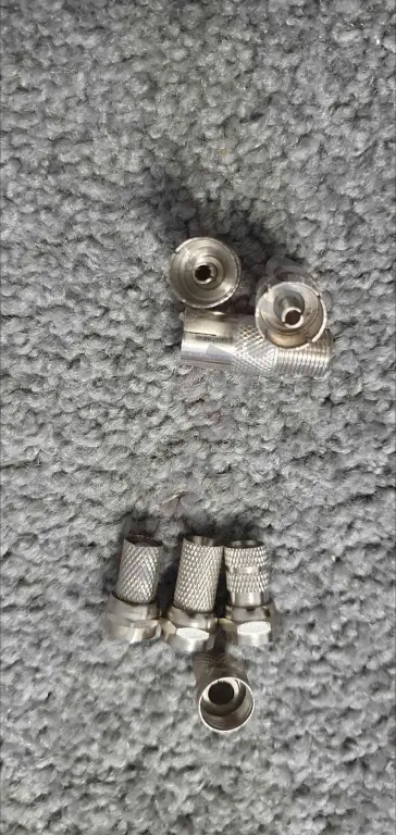 Телевизионные штекеры, разветвители пакетом.