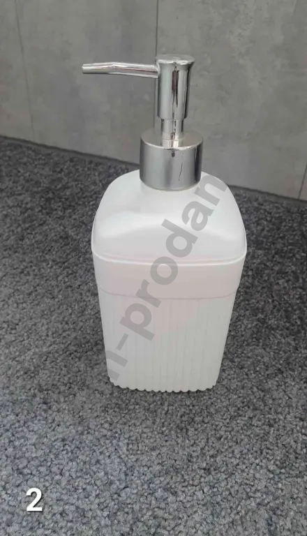 Дозатор для жидкого мыла