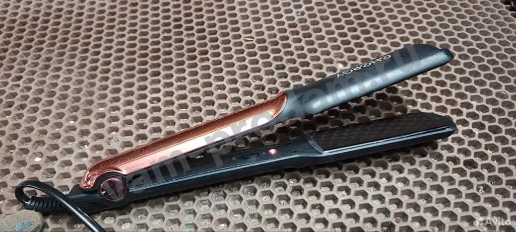 Выпрямитель для волос