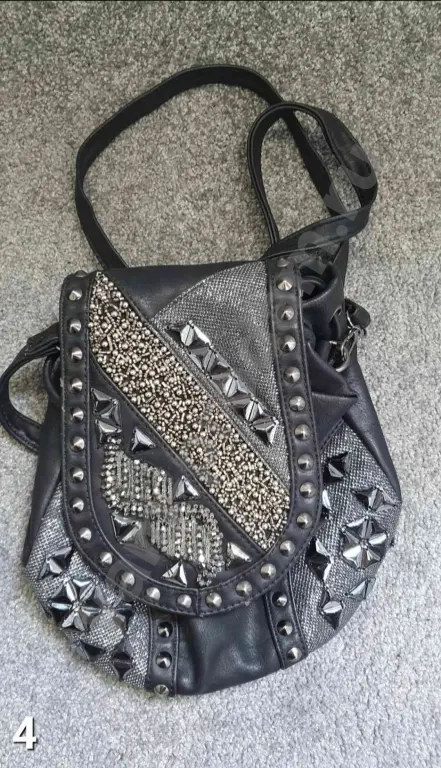 Женские сумки