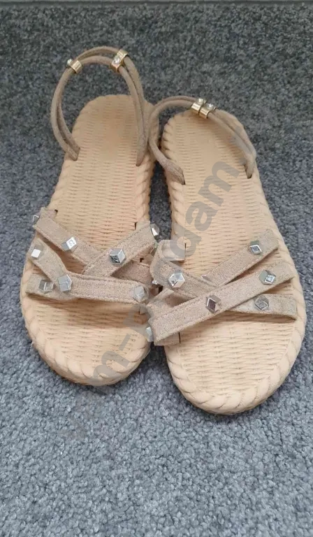 Шлепанцы женские/ сандали