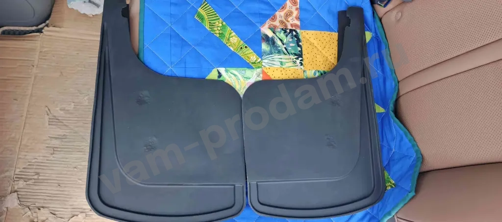 Брызговики универсальные на Хендэ Стария