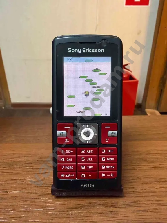 Кнопочный телефон Sony ericsson K610i