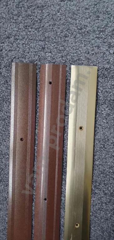 Металлический порожек