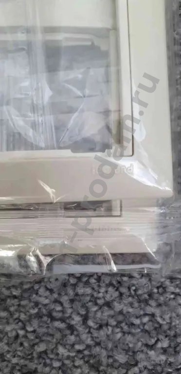 Новые рамки Legrand 4шт. Пакетом