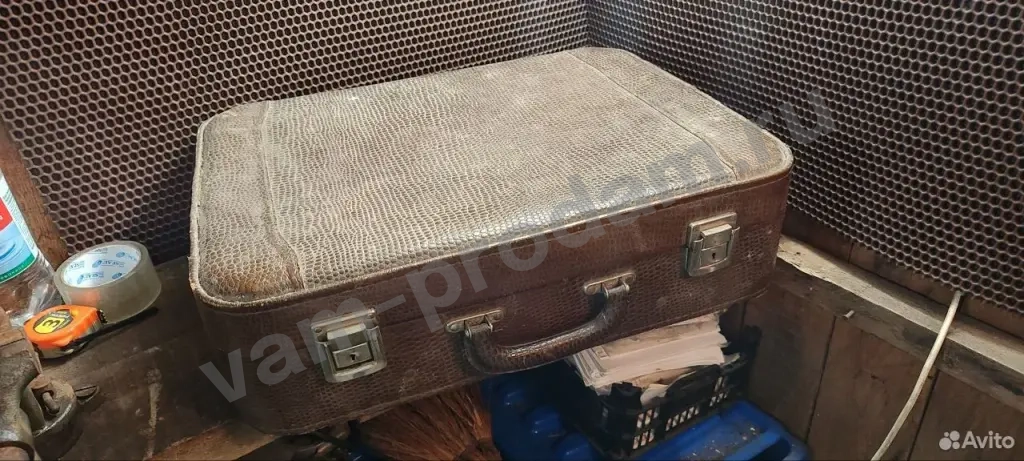 Чемодан - ретро