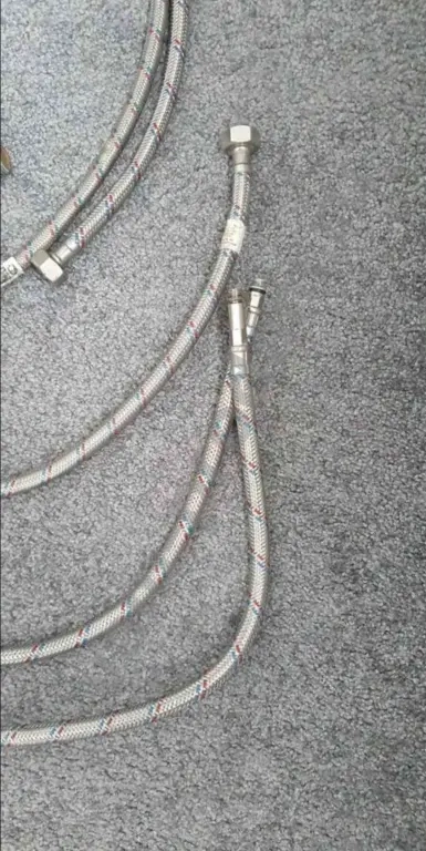 Гибкая подводка