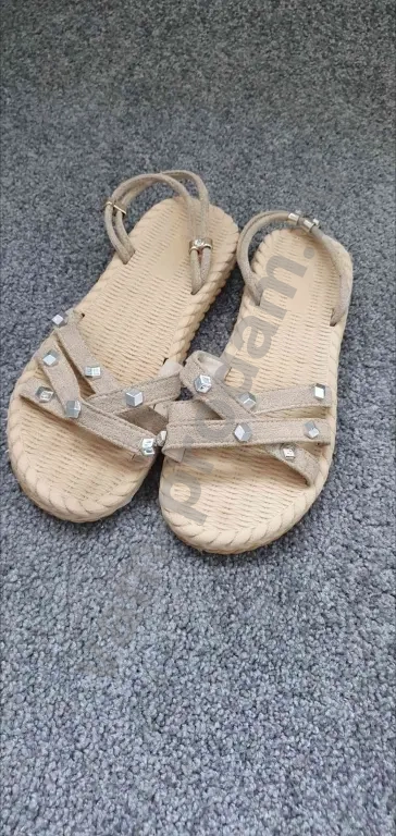 Шлепанцы женские/ сандали