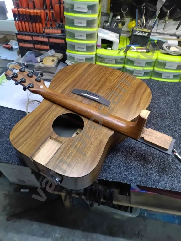 Ремонт гитар. Гитарная мастерская RREchc