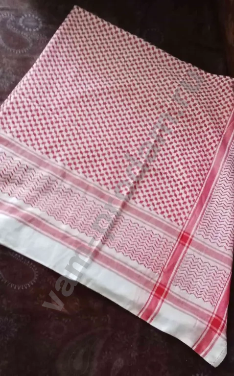 Французская скатерть с вышивкой