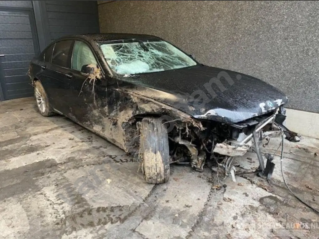 БМВ Ф01/02/03/04 в разбор