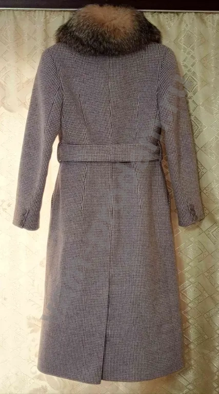 Пальто зимнее с мехом