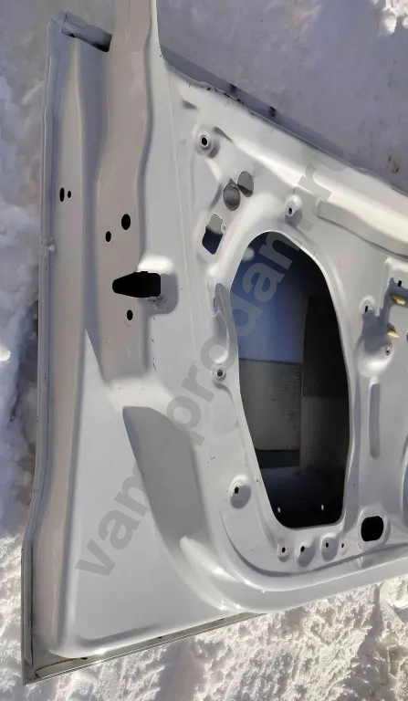 передняя левая дверь Volkswagen Polo sedan