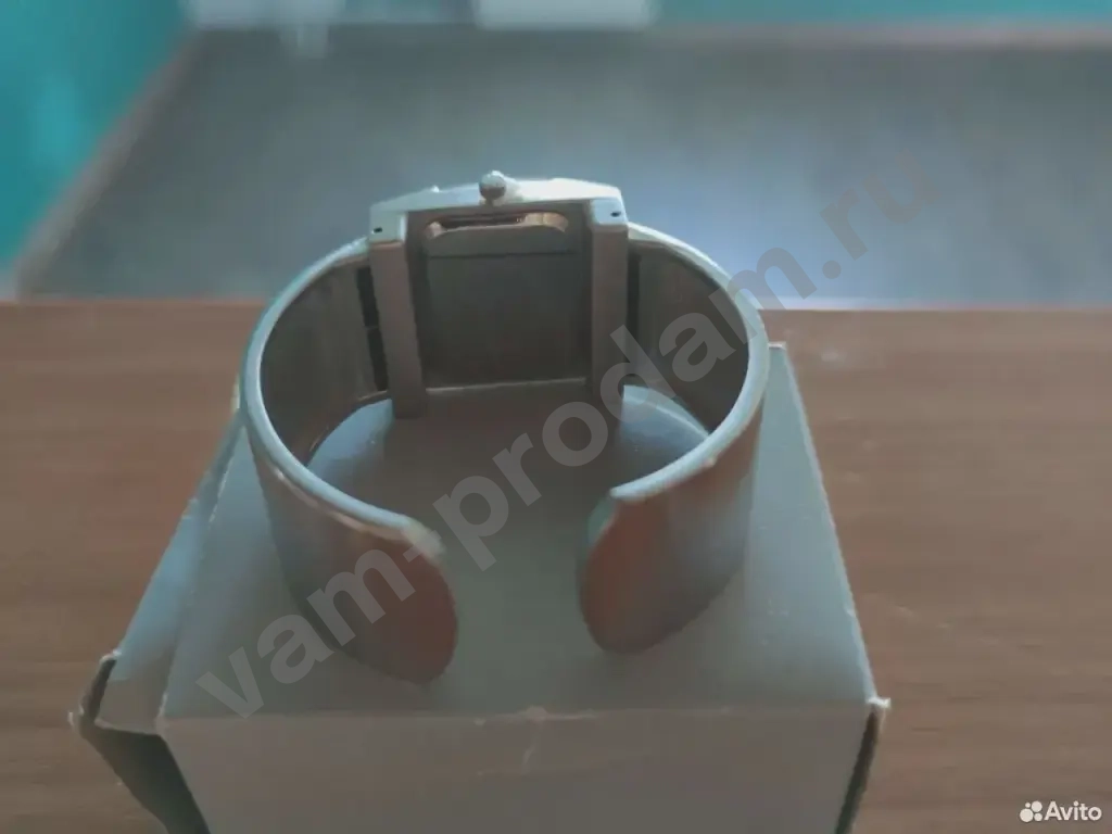 Часы браслет Новые