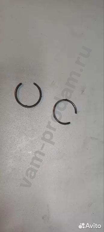 Пружинное стопорное кольцо 11257561710 BMW