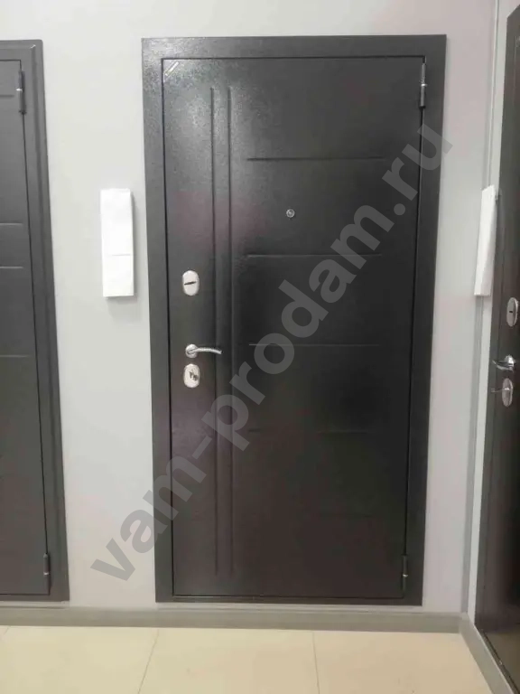 дверь входная Графит.