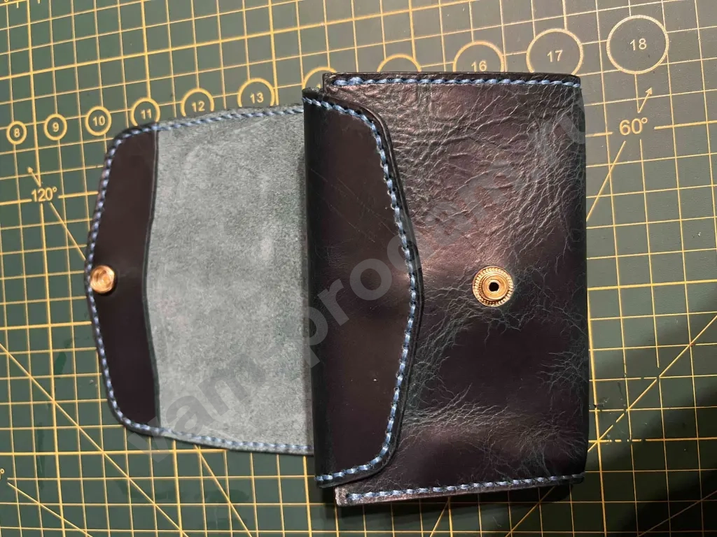 компактный кошелёк из натуральной кожи