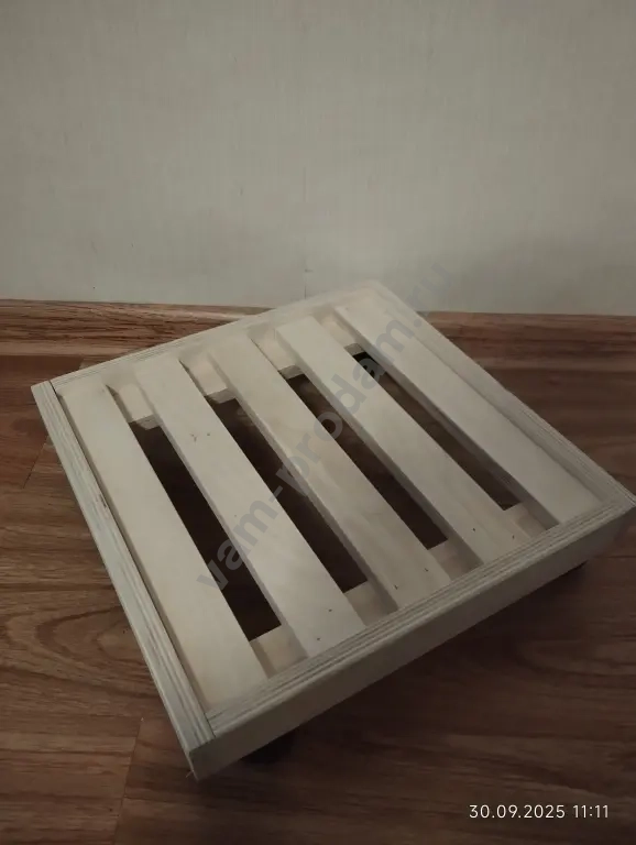 Подставка для цветов