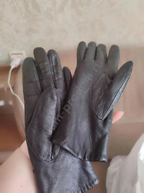 Перчатки женские кожаные