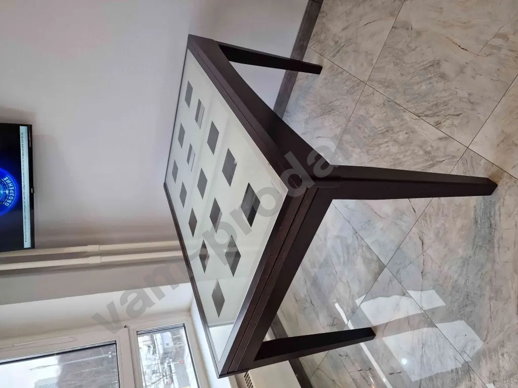 Кухонный стол из массива Венге