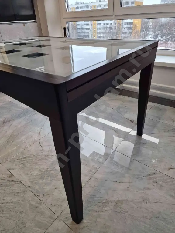 Кухонный стол из массива Венге