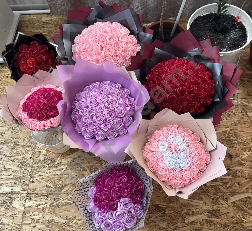 Букет из атласных роз✨