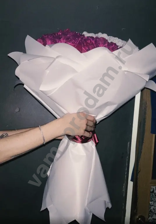 Букет из атласных роз✨