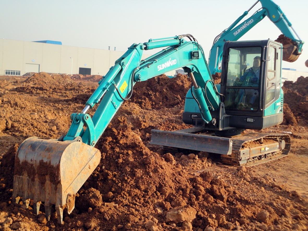 Компактный экскаватор SWE60E