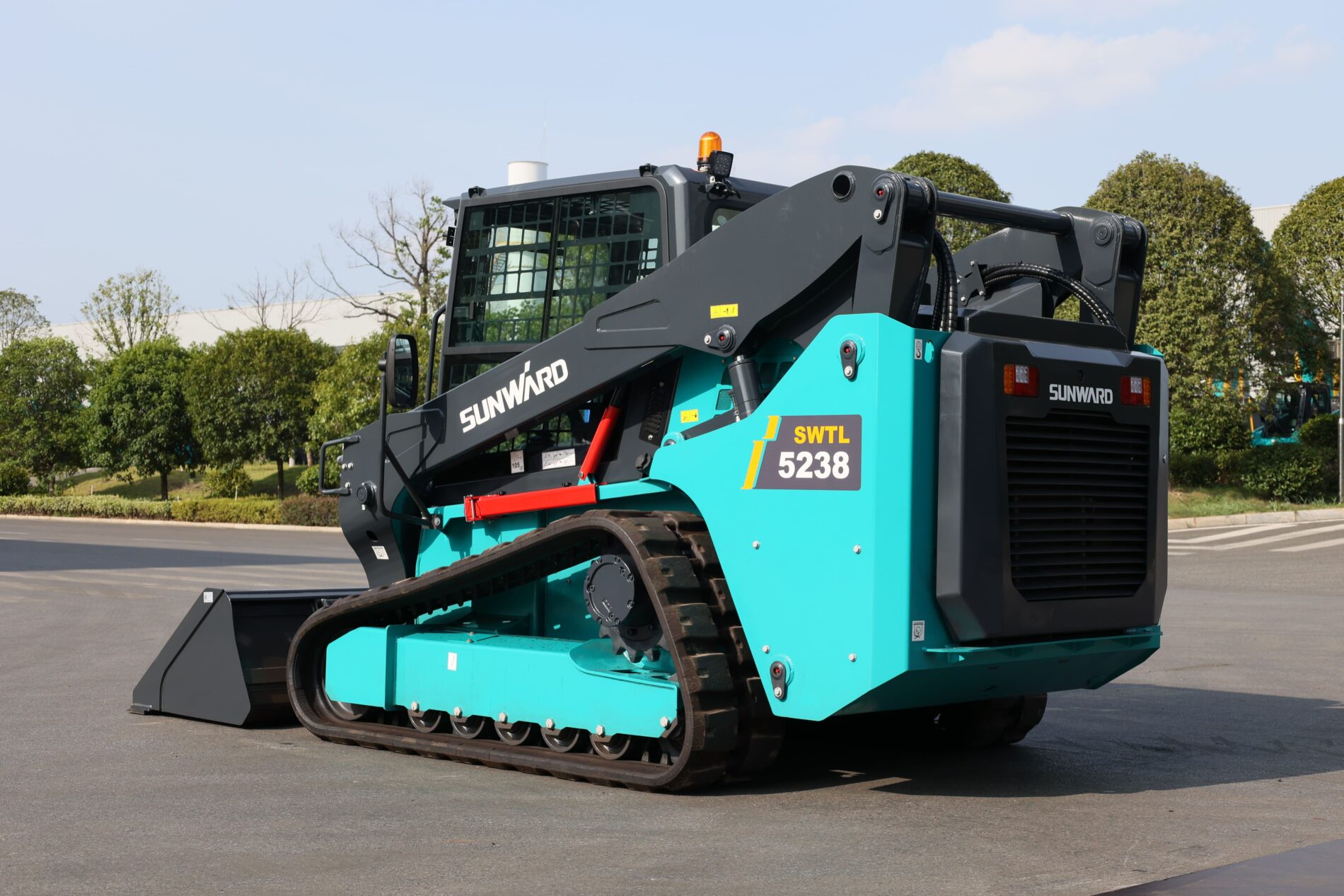 Мини-погрузчик SWTL5238